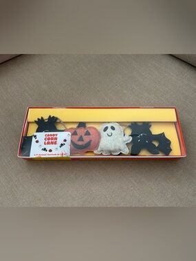 “New” Candy Corn Lane Halloween Felt Garland - Pumpkins, Ghosts & Bats